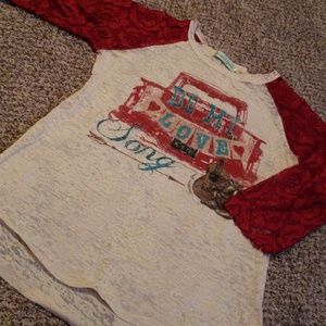 Crochet Sleeve Burnout tee